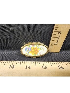Vintage Trinket Pill Stash Jewelry Box Travel Sewing Kit Floral Garden Used